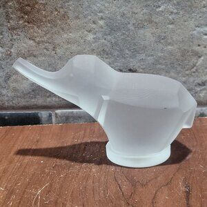 Kristaluxus White Frosted Glass Elephant Figurine Paperweight Lead Crystal Mexic